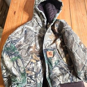 Camouflage Carhartt kids size xxs(4-5) heavy duty jacket